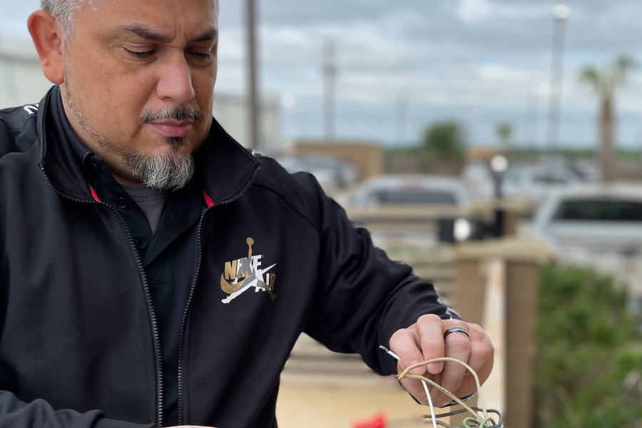 Electrician in San Antonio